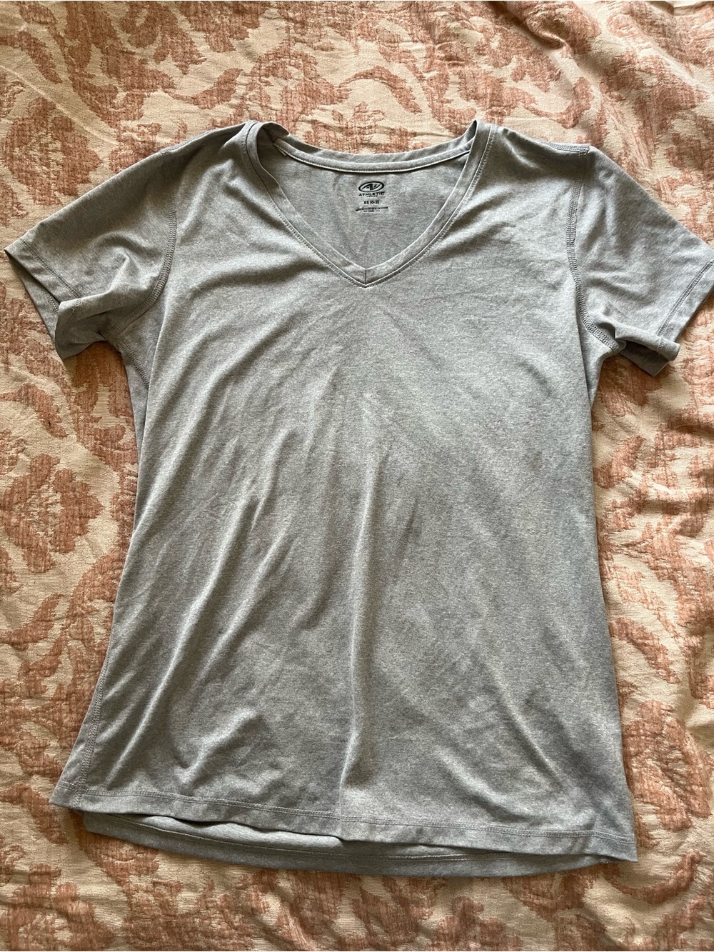 Athletic Works Gray V-Neck Short Sleeve Tee